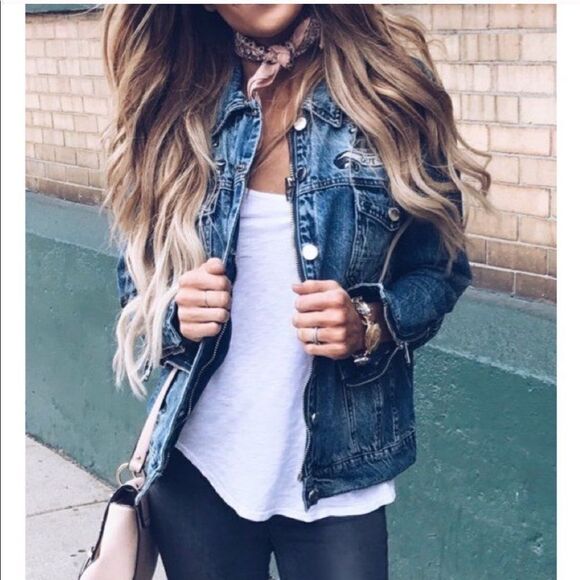 Dark wash jean jacket - Picture 1 of 3